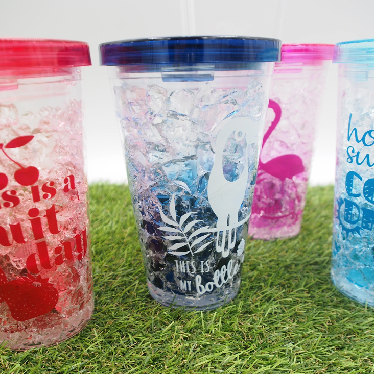 Šaldantis puodelis su šiaudeliu 400 ml – daugkartinis gėrimų puodelis