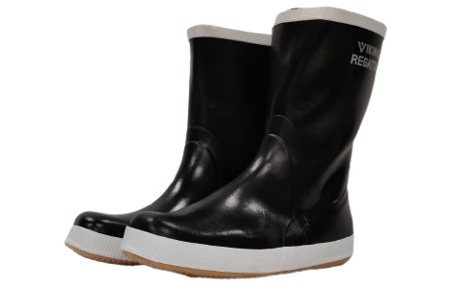 Guminiai lietaus batai su neslystančiu padu