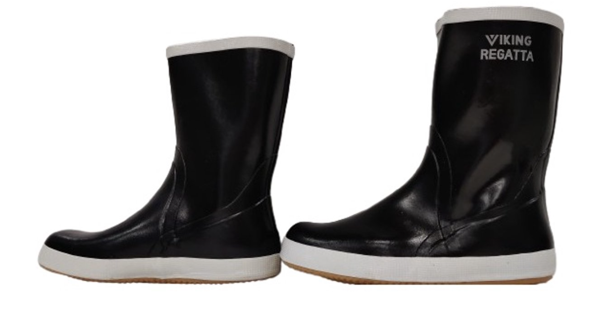 Guminiai lietaus batai su neslystančiu padu